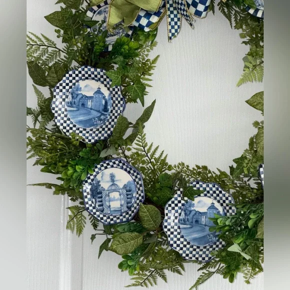 New MacKenzie-Childs Fern Royal Blue Check Toile Plate Door Wreath Rare Style - Picture 4 of 5
